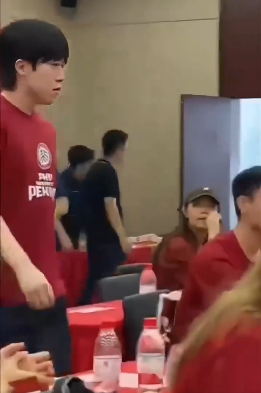 穿上了新生, om 穿上了新生, om